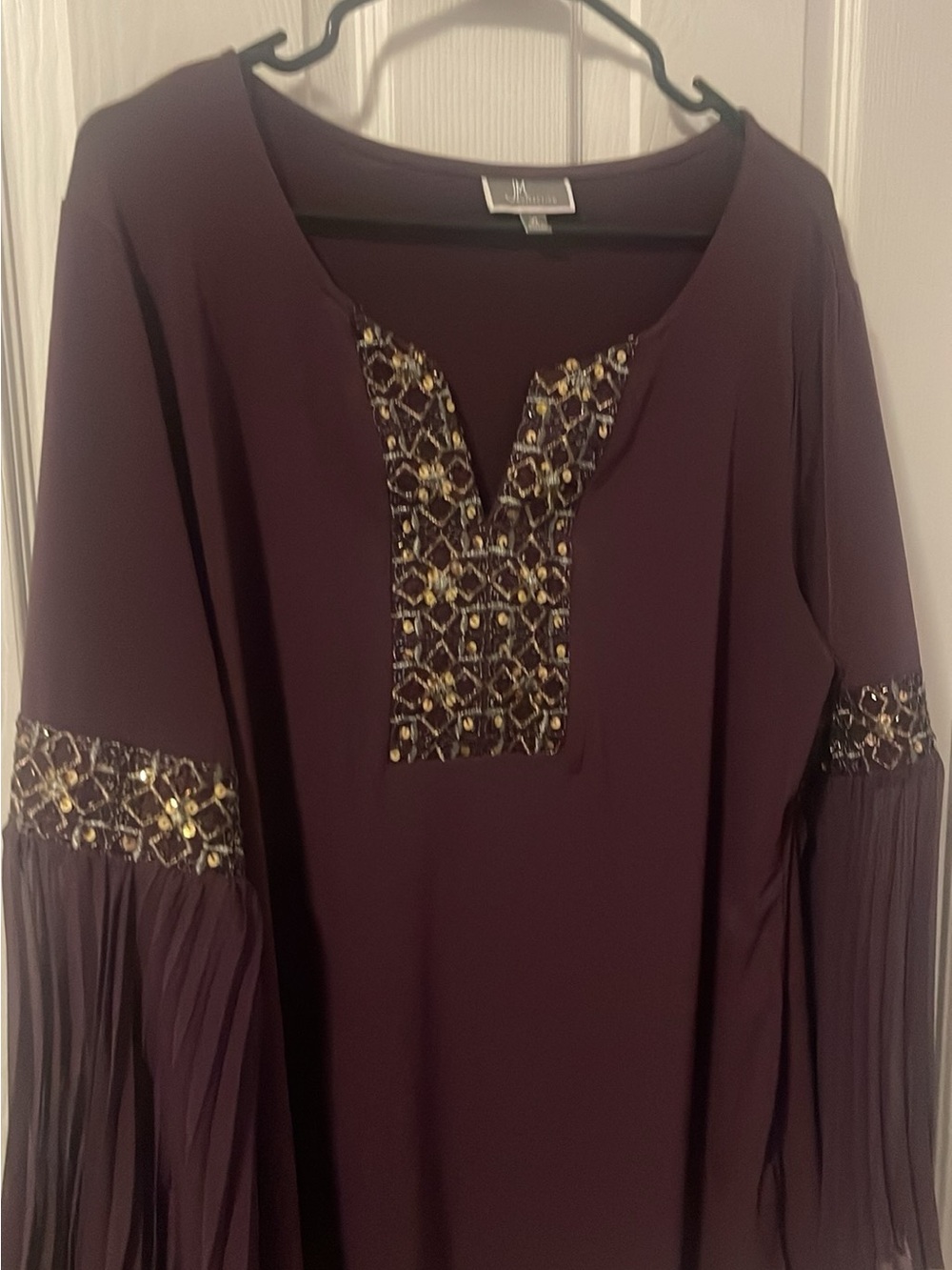 JM Collection Plum Beaded V-Notch Tunic